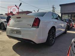 کرایسلەر 300
